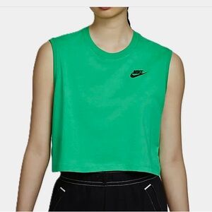 Nike Women's Vibrant Green Crop Top